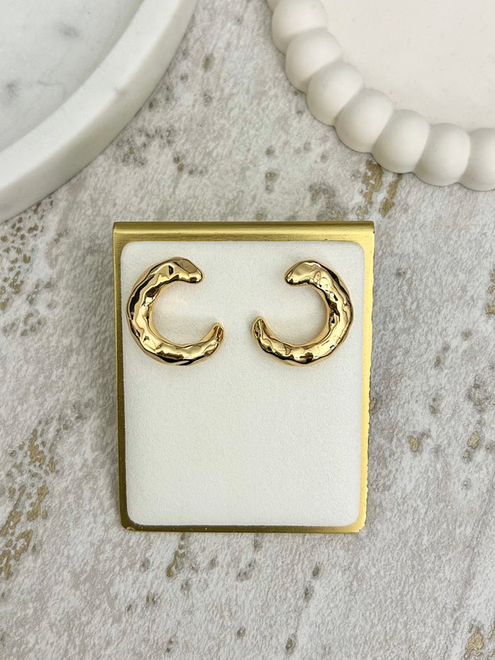 Gold Open Circle Detailed Earrings