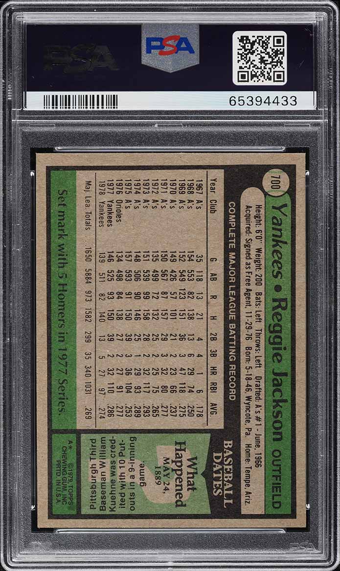 1979 Topps BB Card #700 Reggie Jackson New York Yankees HOF ALL-STAR PSA 8 NM-MT (MGD2)