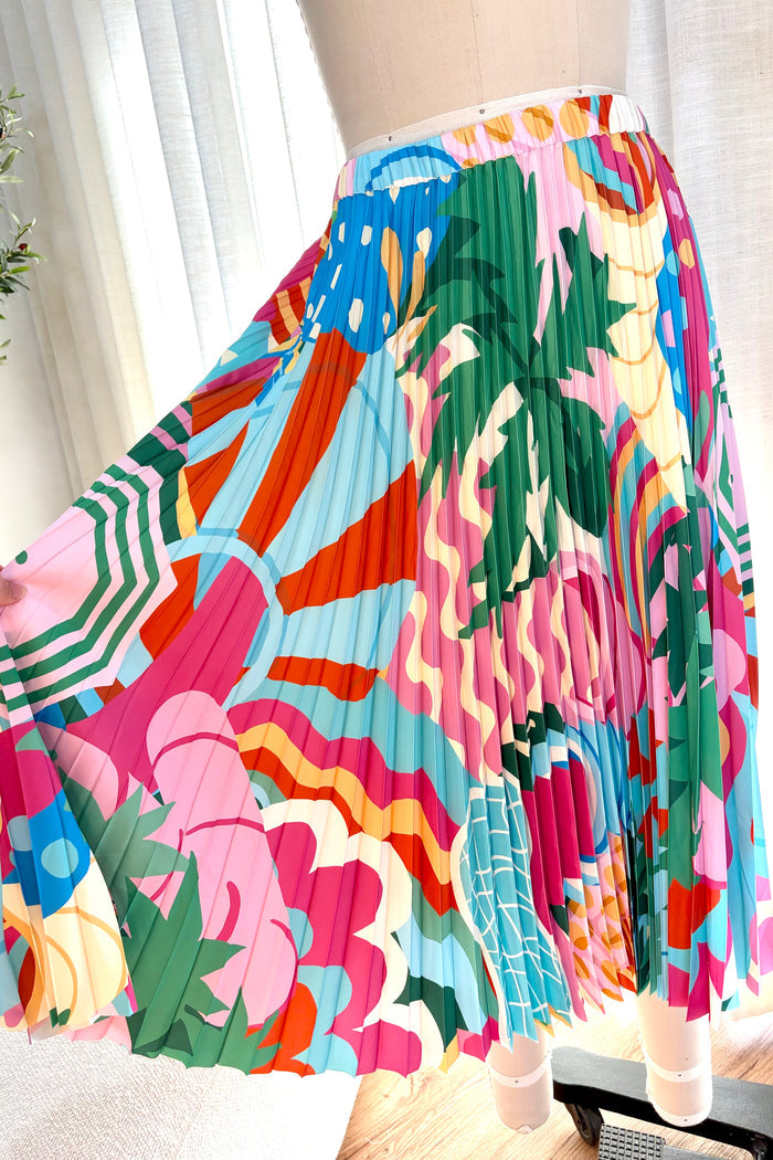 Wet n Wild Pleated Skirt - Sample AU 10-12