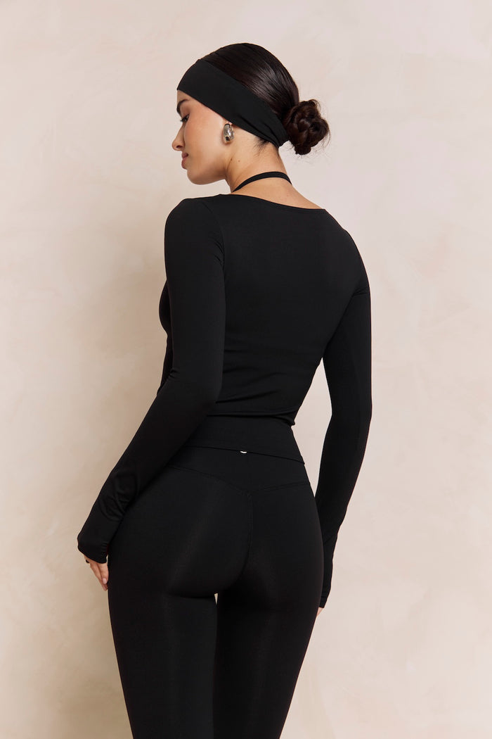 Astoria Airvíve Boat Neck Long Sleeve - Black