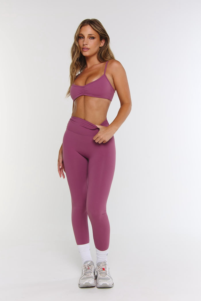 Astoria Airvíve Ruched Legging - Sugarplum