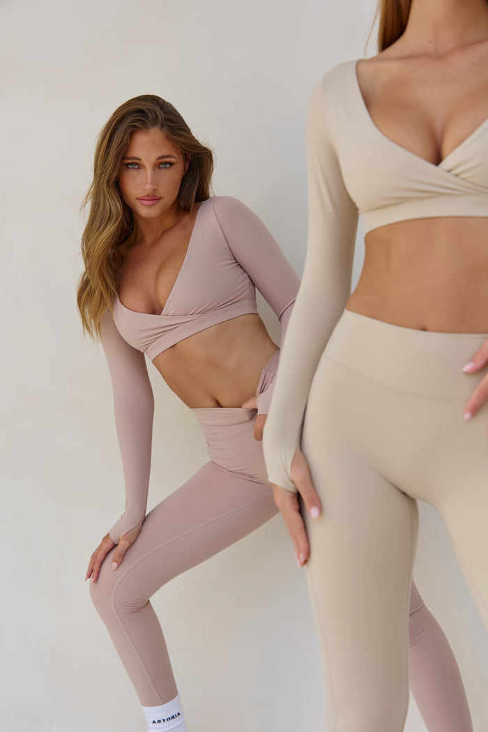 Astoria LUXE BALANCE Long Sleeve Plunge Crop - Oat