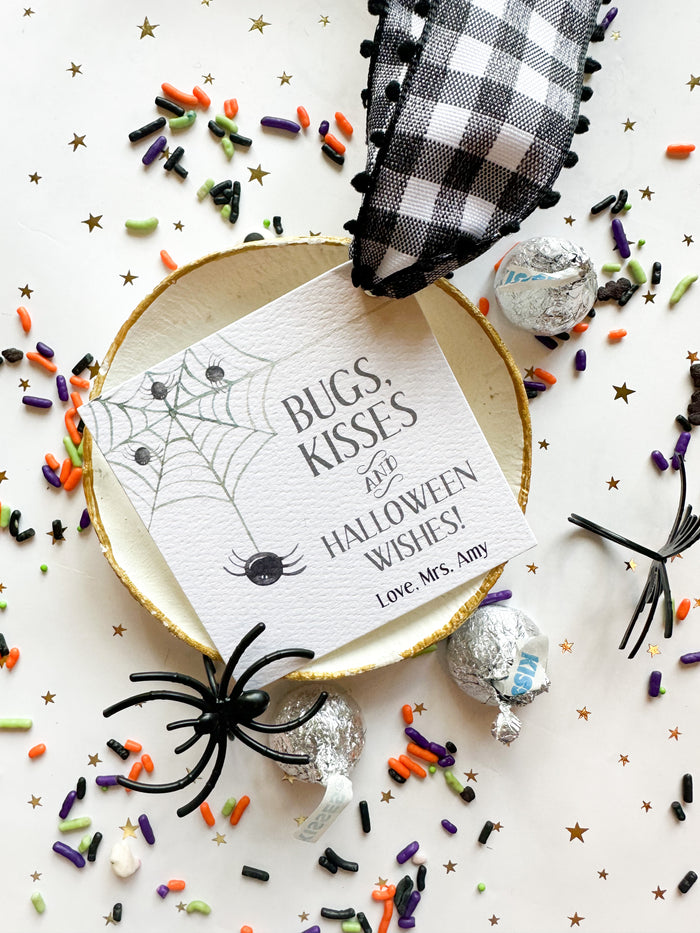 Bugs and Kisses {white}