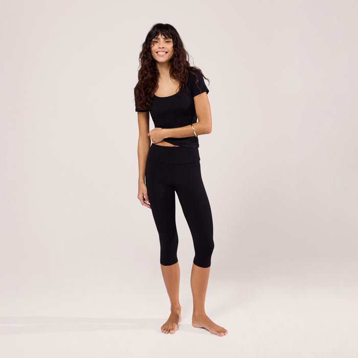 Capri Lightweight Leggings - Black