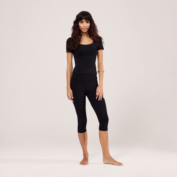 Capri Lightweight Leggings - Black