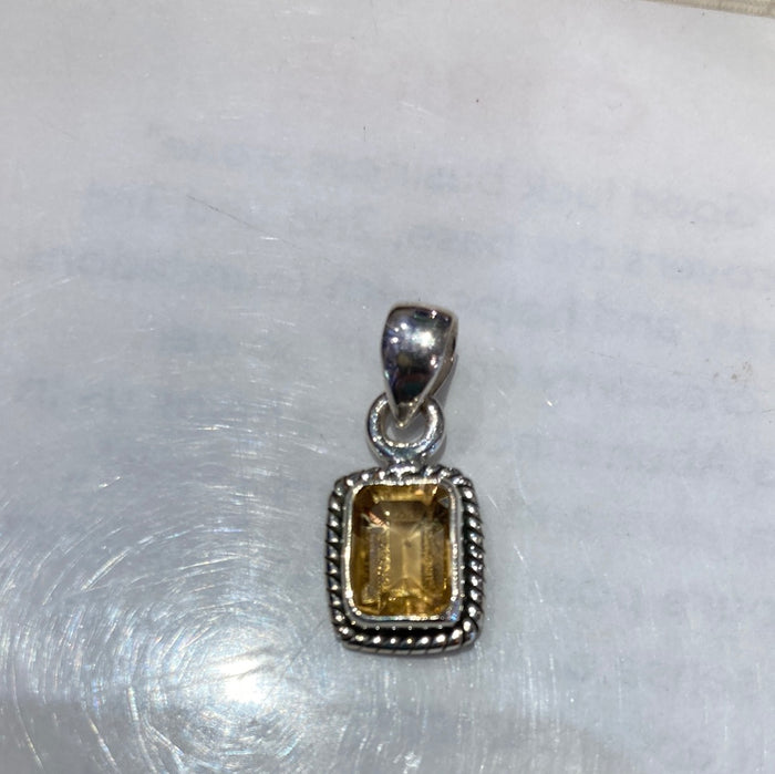Citrine pendent