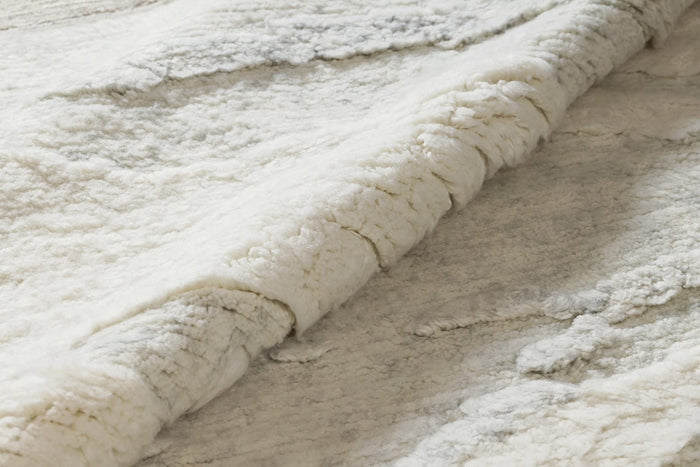 CUMULOUS II SKY GREY Rug detail image