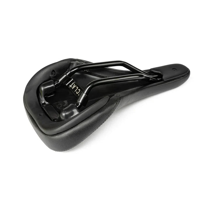 Exile Railed Seat