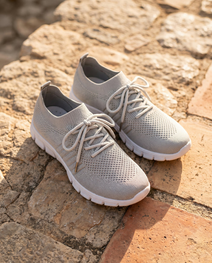 Grey / 5