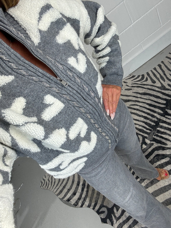 Heavy Knit Zip Up Cardigan (2 Colours)