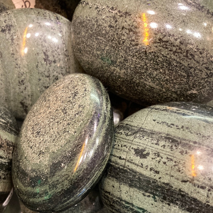 Kambaba Jasper palm stone