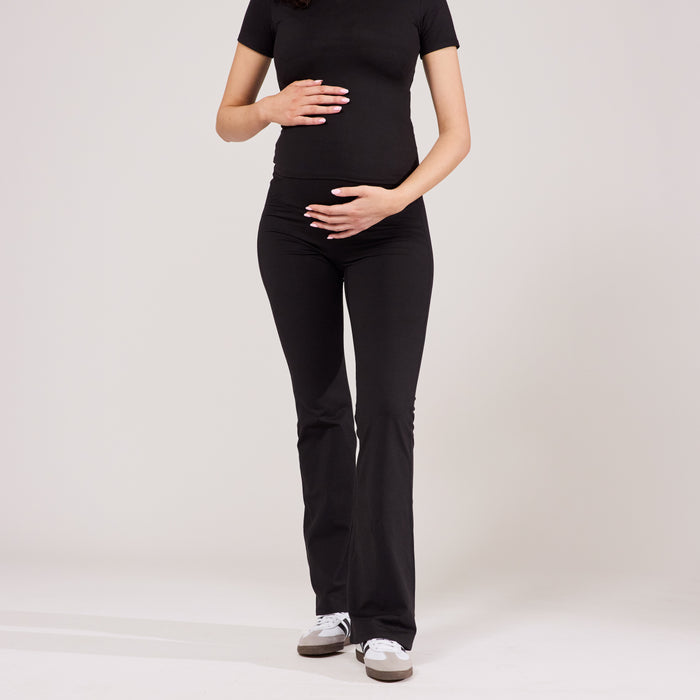 Maternity Ultimate Everyday Flare Leggings - Black