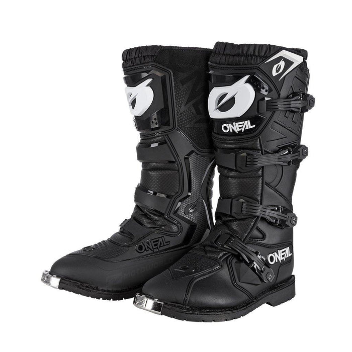 BLACK / 39