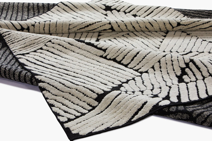 RAVINE WHITE-BLACK 1x1