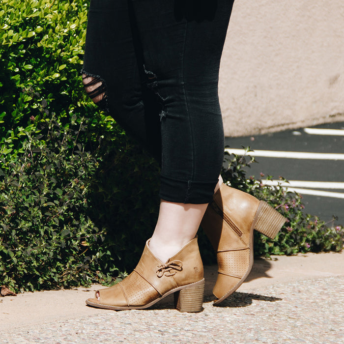 ROAN Katherine Boot - On The EDGE