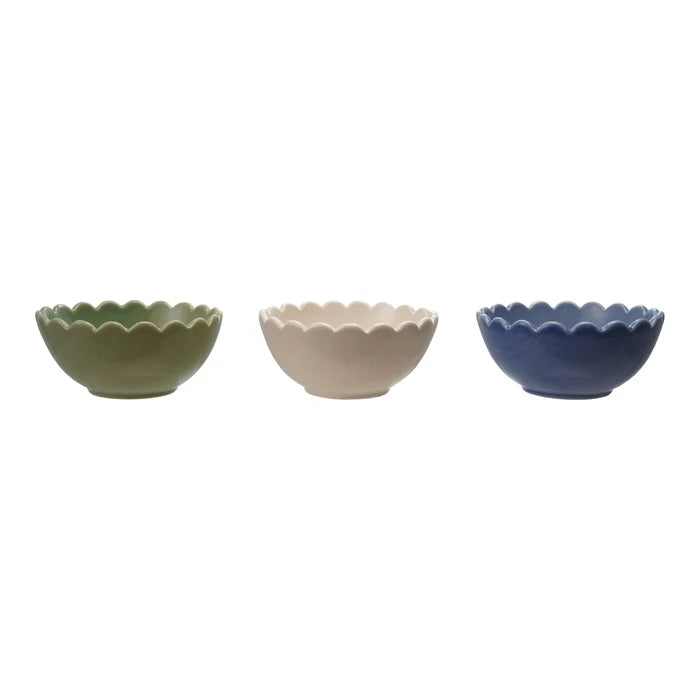 Small Scalloped Bowl