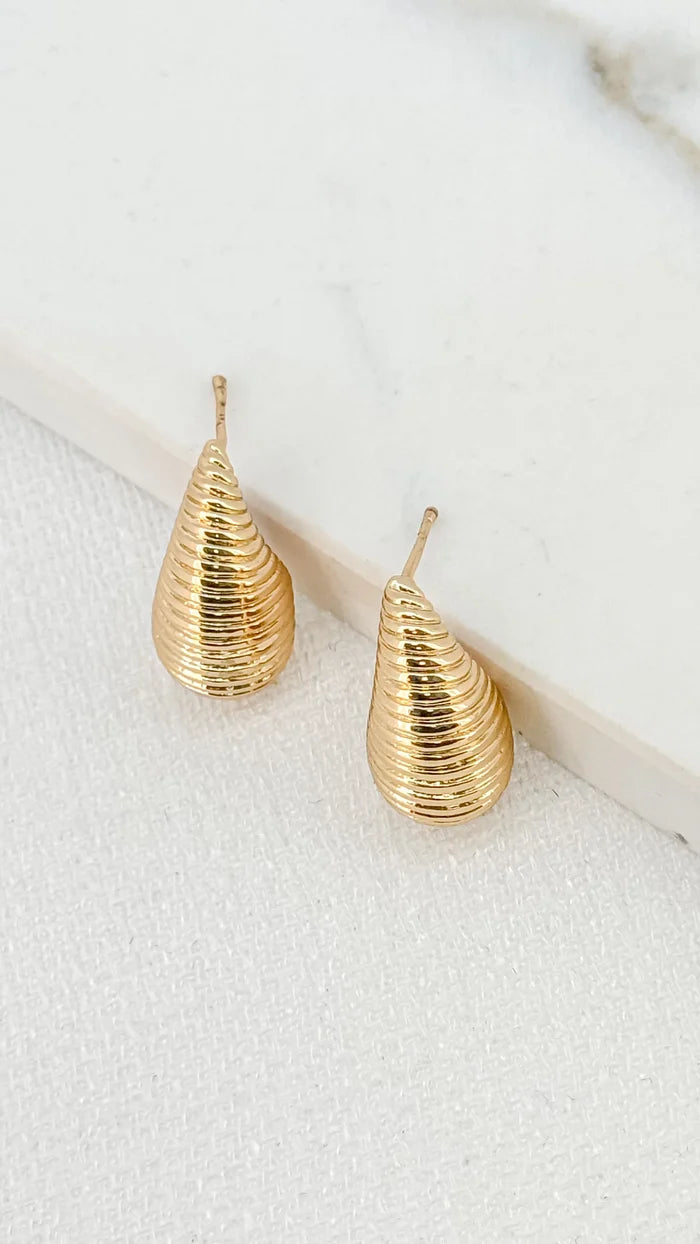 Tear Drop Line Detail Earrings (2 Colours)