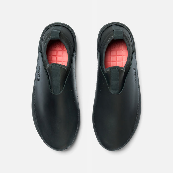 MISE Standard 2 black slip-resistant kitchen shoes top down view on light gray background