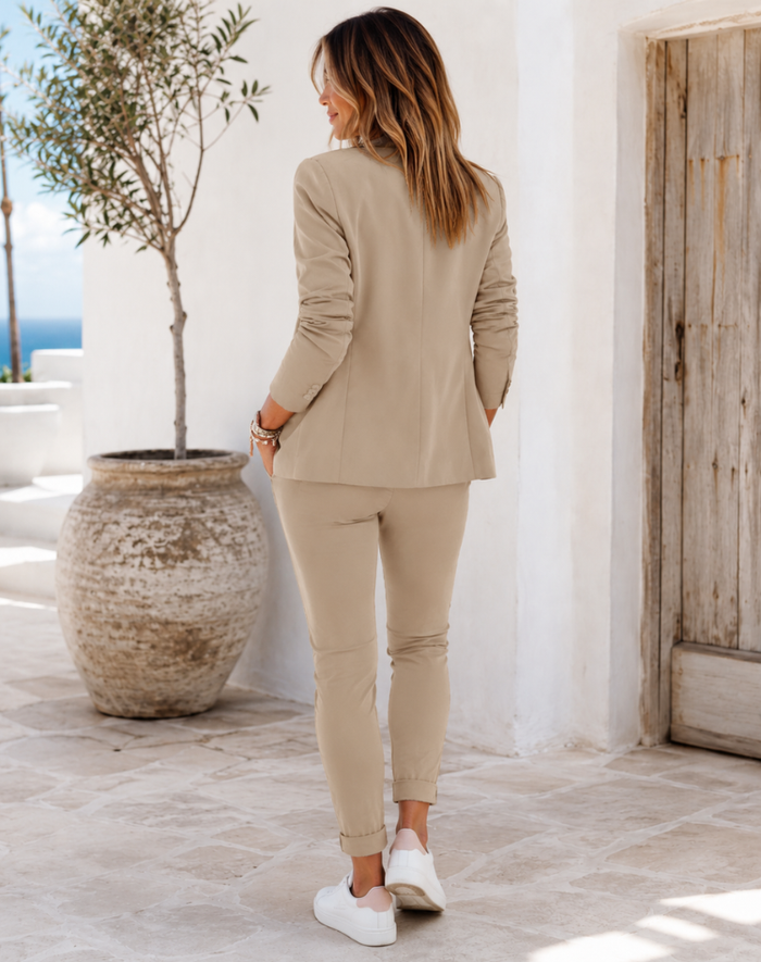 Women's Blazer and Pants Set - Slim Fit Tailored - All Year Elegance